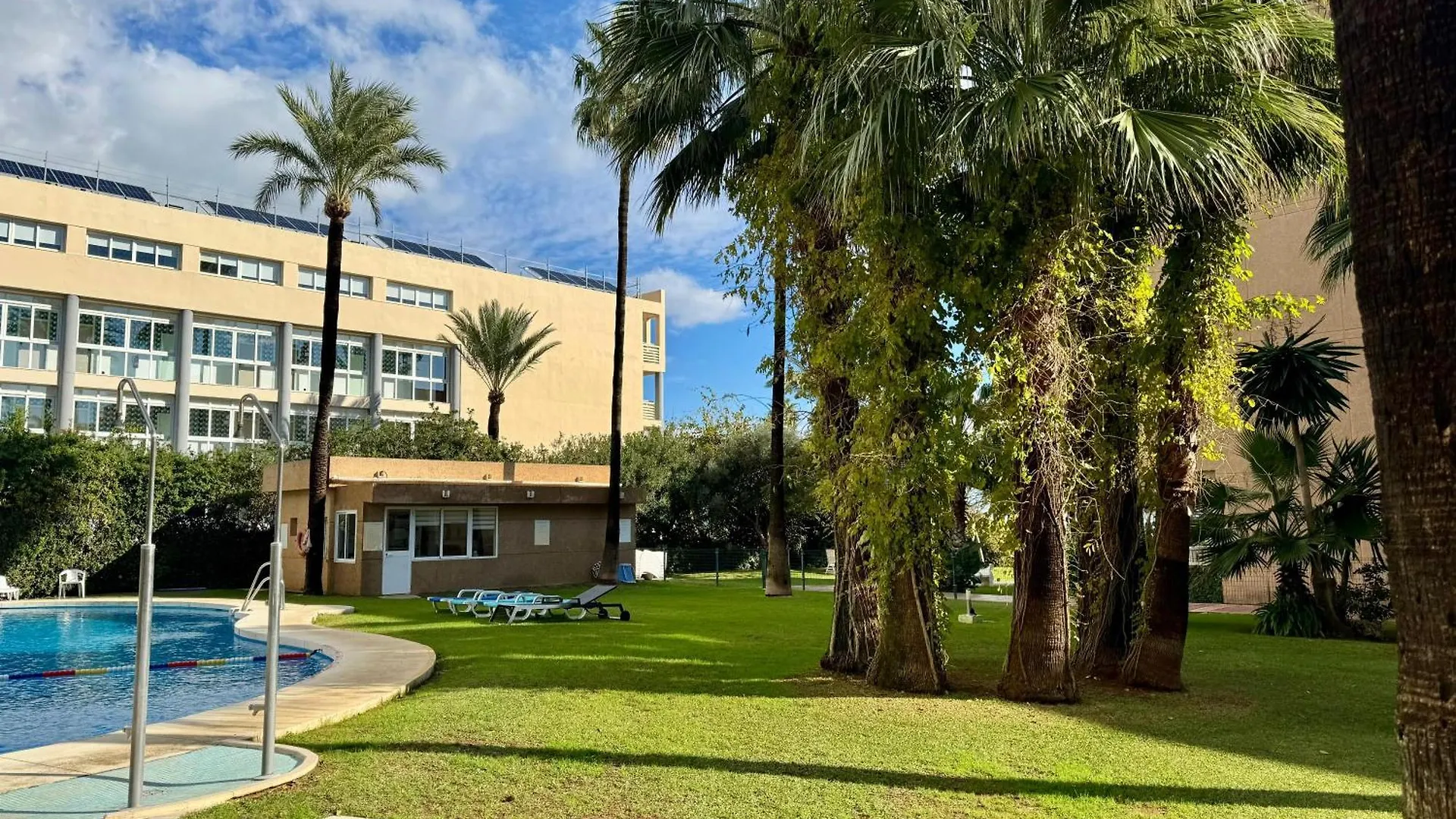 Apartment Carihuela En Primera Linea De Playa Con Vistas Y Garaje! C Torremolinos